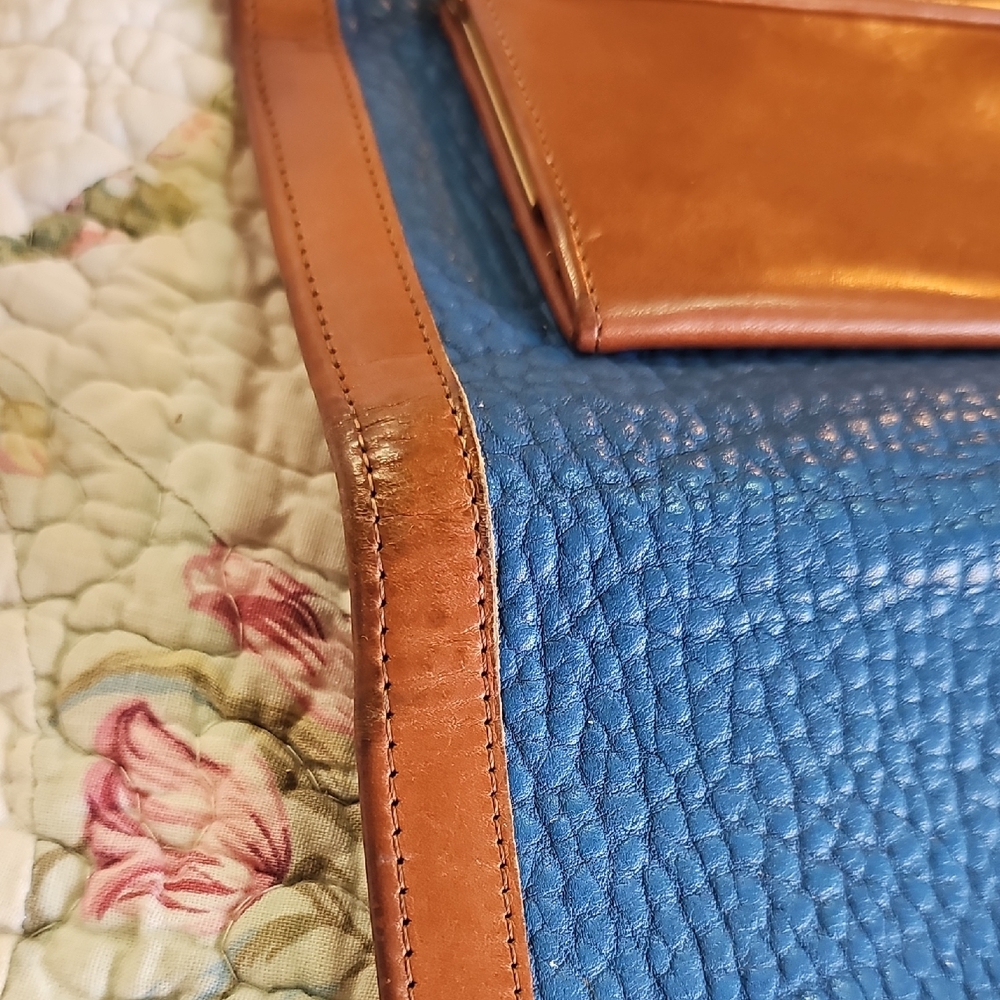 Vintage Dooney & Bourke AWL French Blue Wallet - Picture 6 of 13